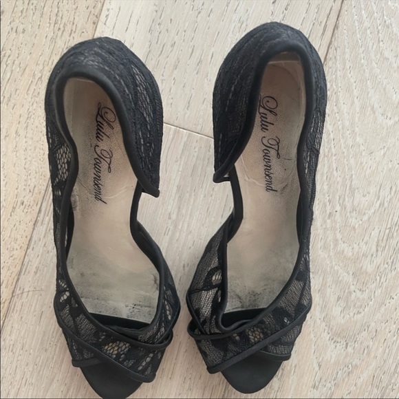 black lace high heels - Picture 2 of 5